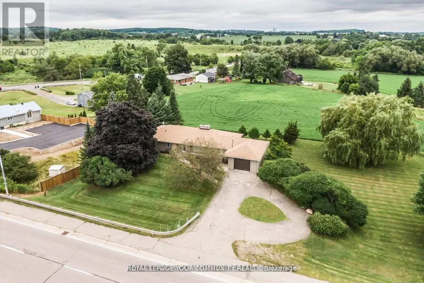 Detached at 6162 HIGHWAY 9, King