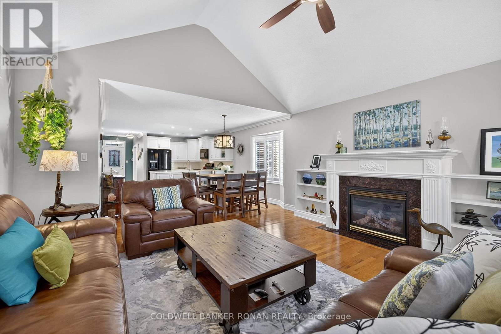 Detached at 9 - 142 BELLA VISTA TRAIL, New Tecumseth