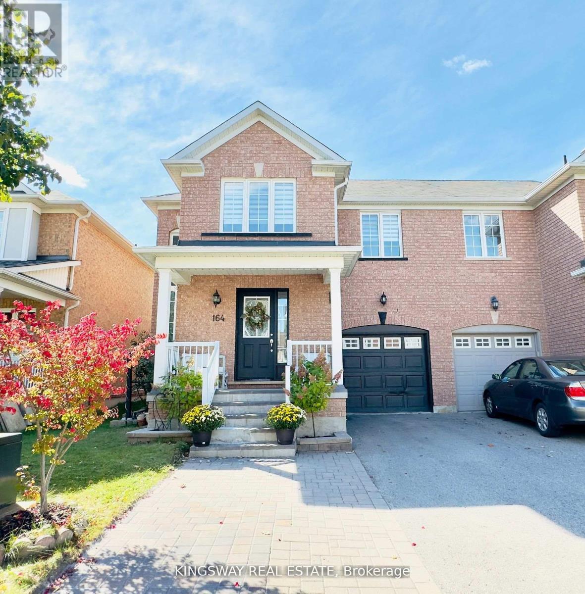 Semi-Detached/Link at 164 GAIL PARKS CRESCENT, Newmarket (Woodland Hill)