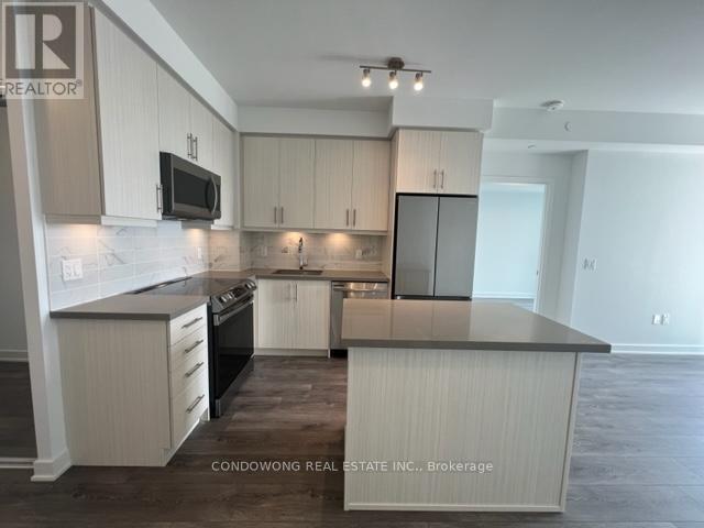 Apartment at 2307 - 95 ONEIDA CRESCENT, Richmond Hill (Langstaff)