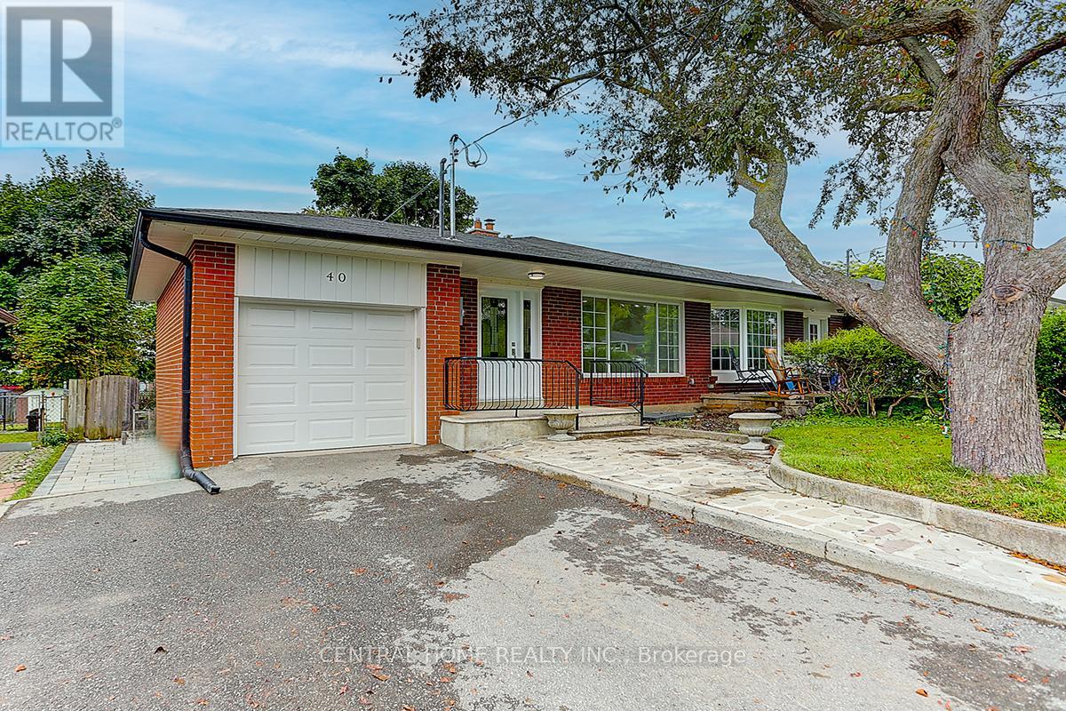 Semi-Detached/Link at MAIN - 40 SHERWOOD FOREST DRIVE, Markham (Bullock)
