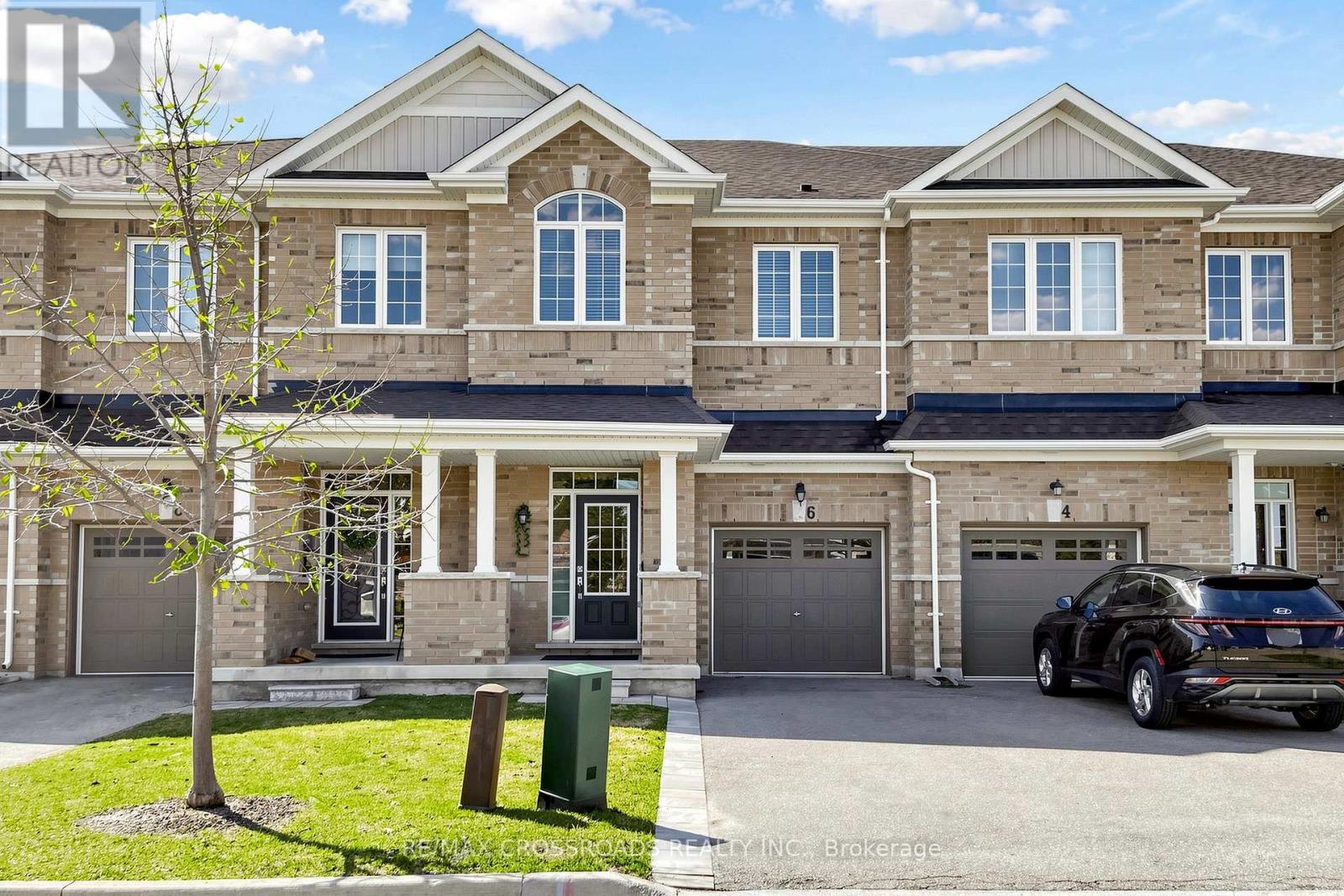 Townhouse at 6 ANGELA STREET, Bradford West Gwillimbury (Bradford)