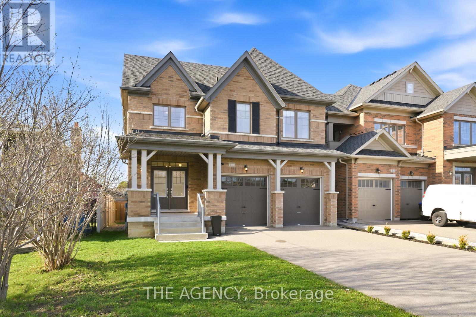 Detached at 10 MAPLE AVE W AVENUE W, New Tecumseth (Beeton)