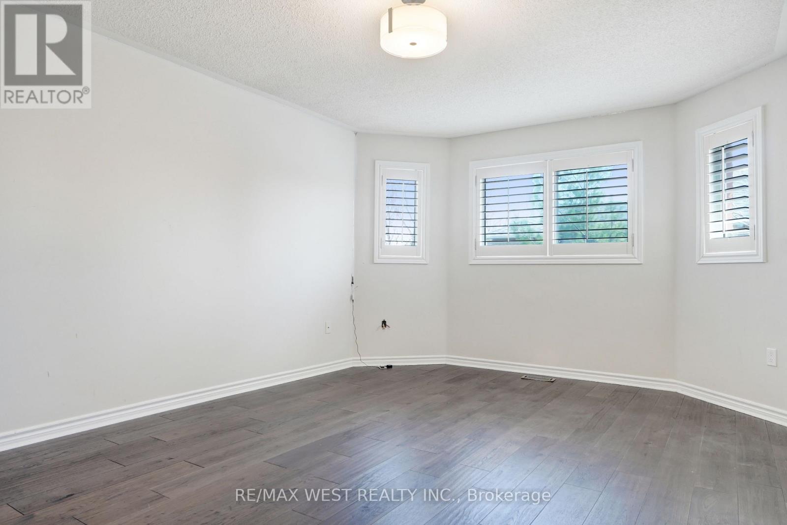 Detached at 3 AMARYLLIS AVENUE, Richmond Hill