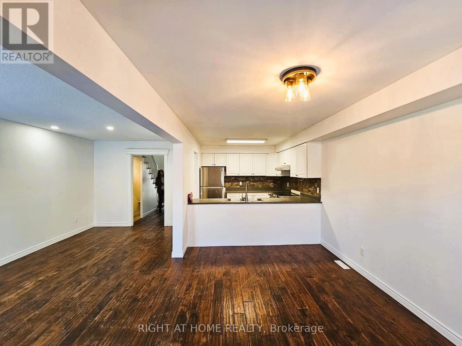 Townhouse at 206 FAIRWOOD DRIVE, Georgina (Keswick South)