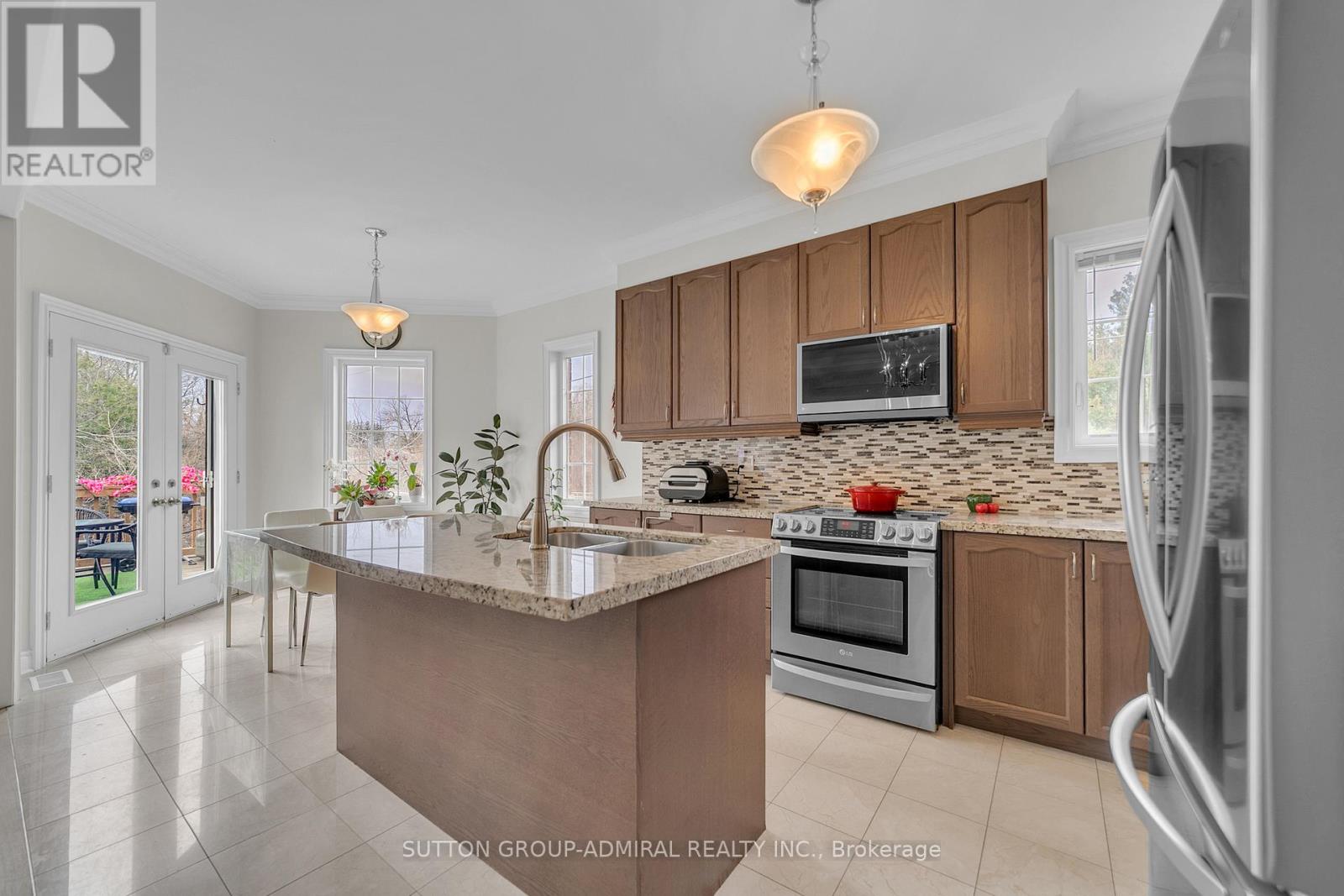 Townhouse at 7 GAMBLE GLEN CRESCENT, Richmond Hill