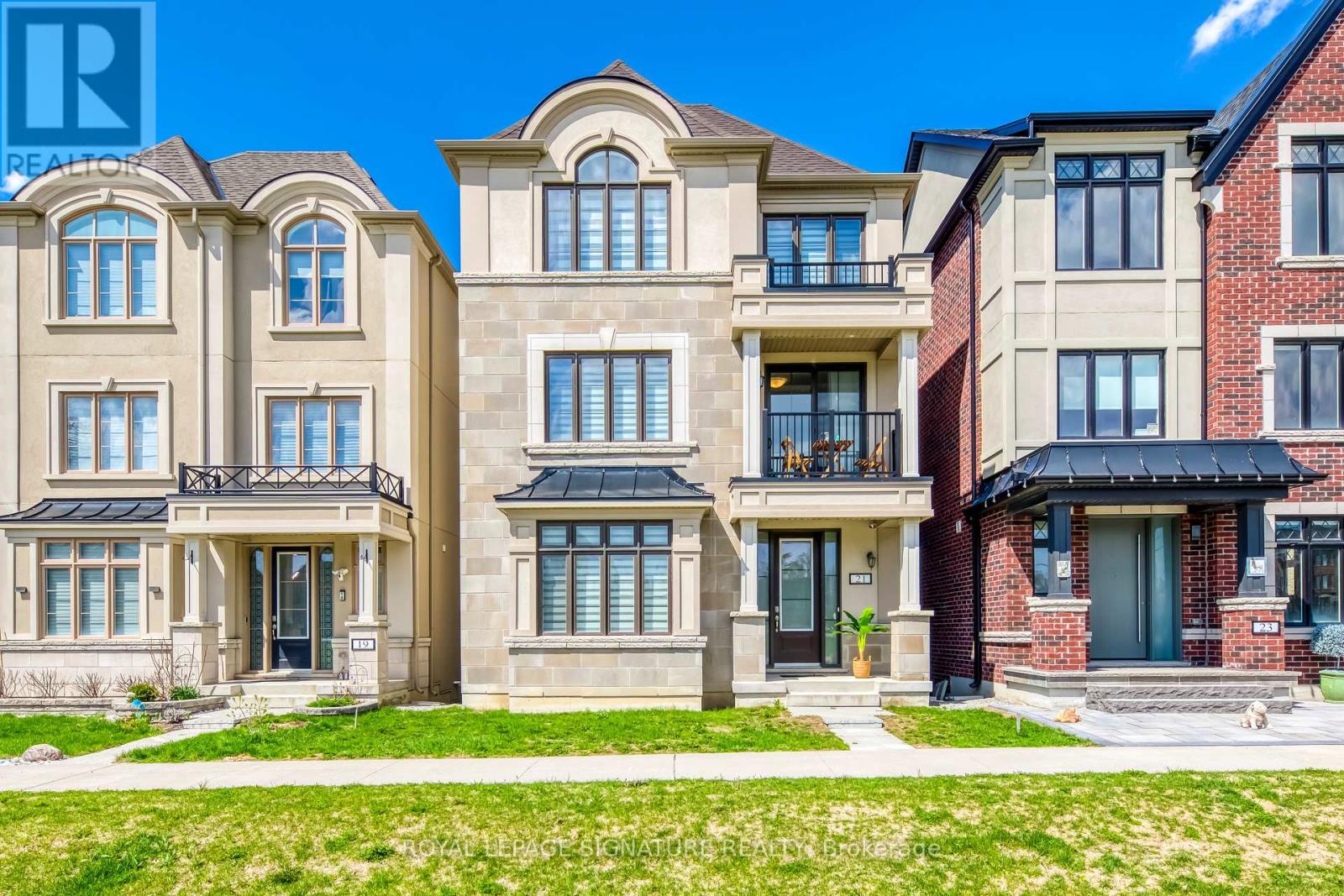 Detached at 21 KOHN LANE, Markham (Angus Glen)