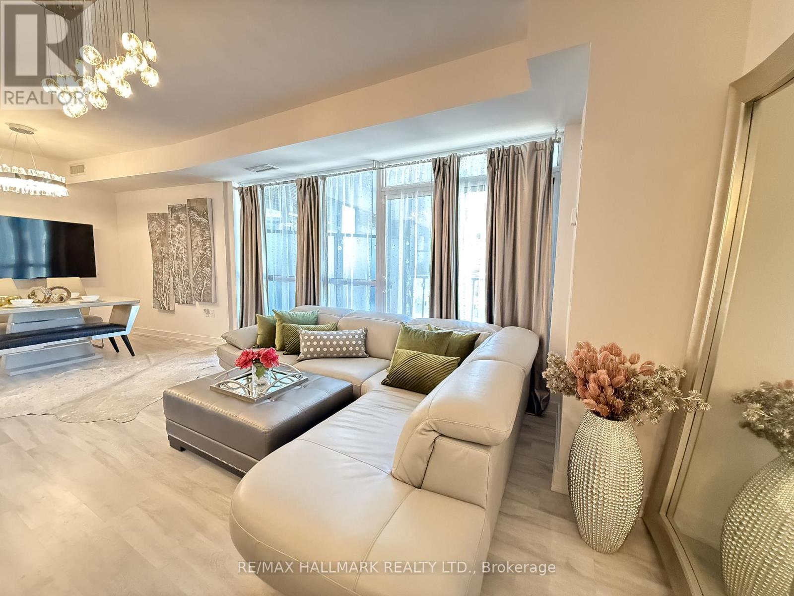 Apartment at 225 - 375 SEA RAY AVENUE, Innisfil
