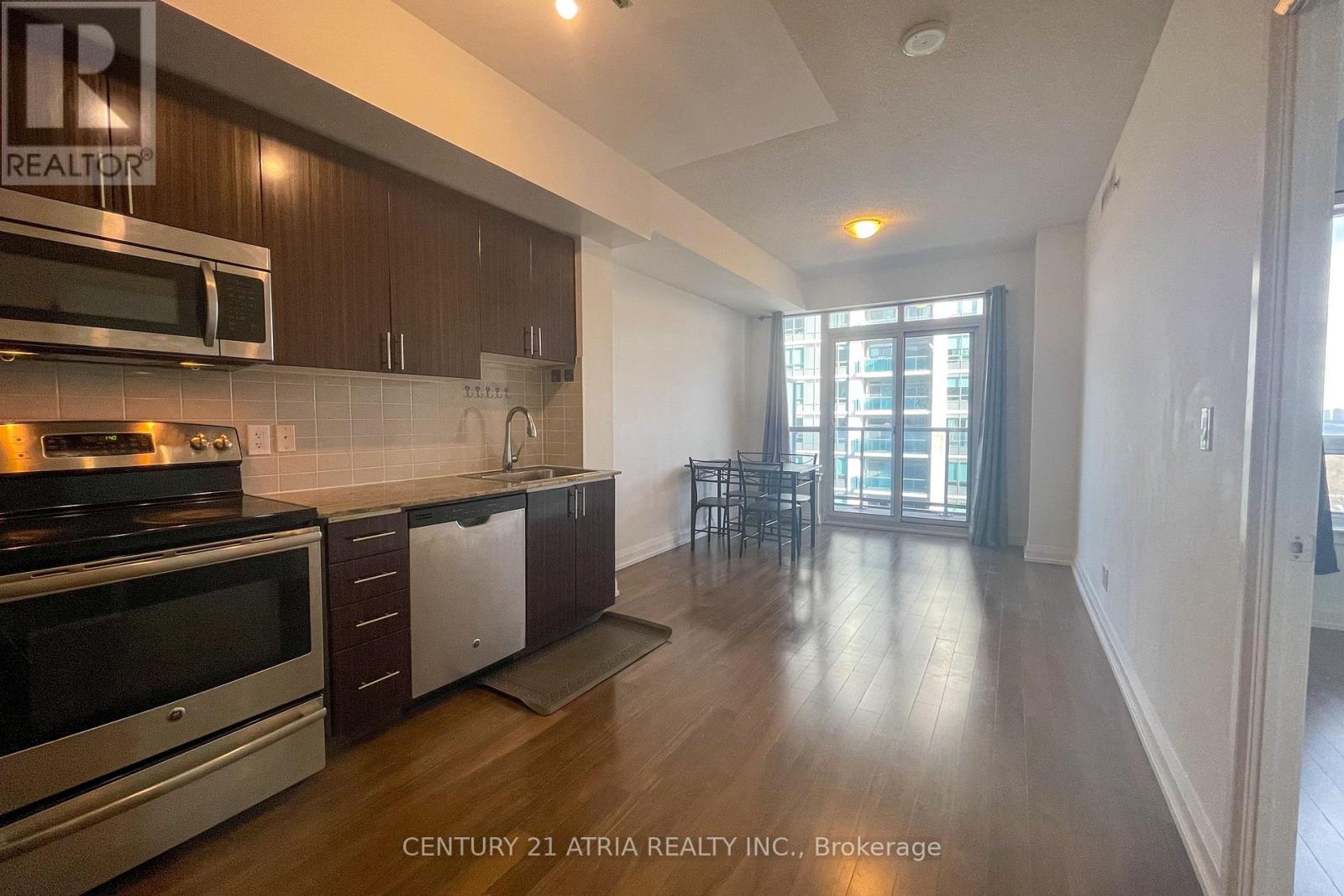 Apartment at 735 - 7161 YONGE STREET, Markham (Grandview)