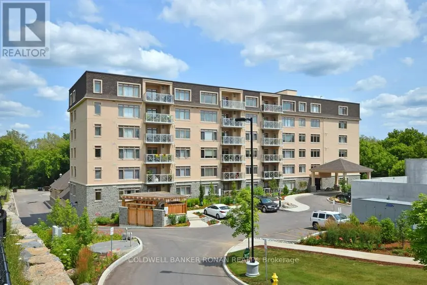 Apartment at 401 - 149 CHURCH STREET, King