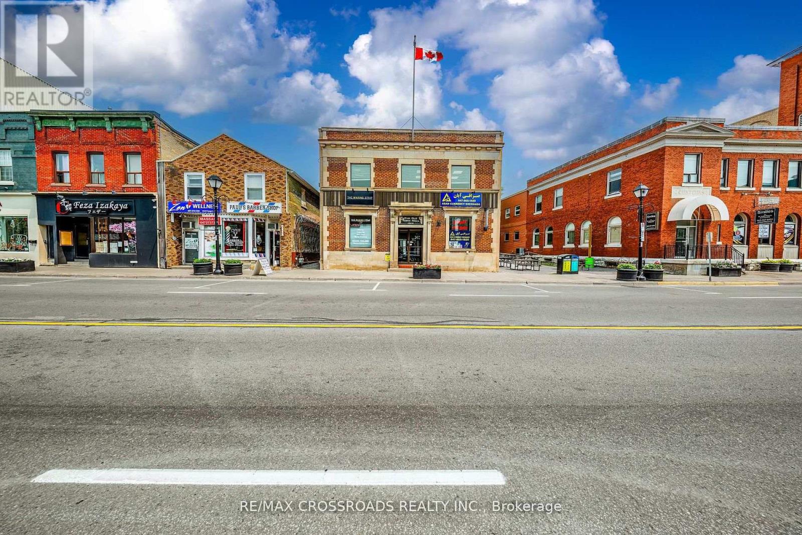 Other at 5 - 15221 YONGE STREET, Aurora (Aurora Village)