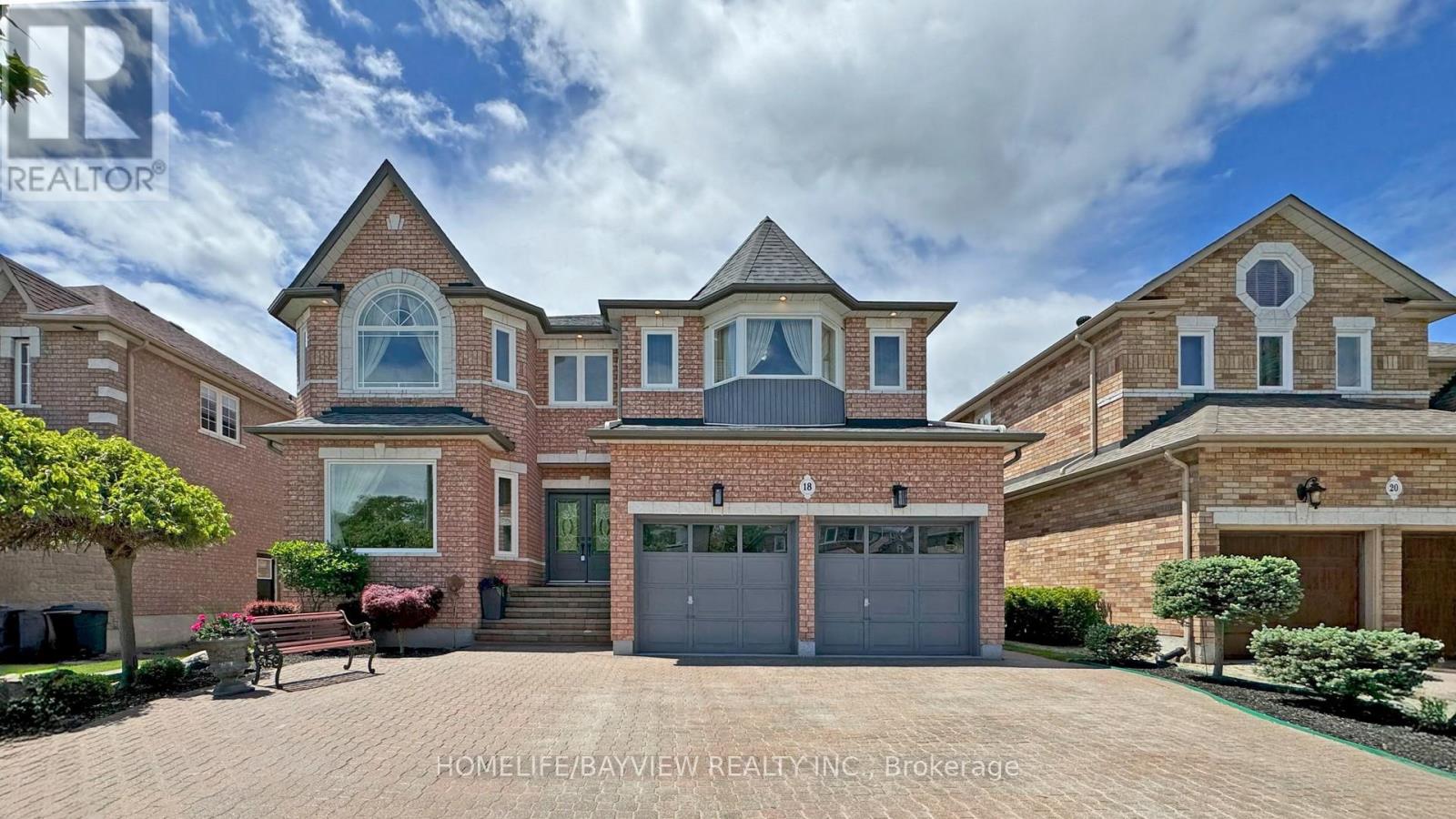 Detached at 18 MARINUCCI COURT, Richmond Hill (Mill Pond)
