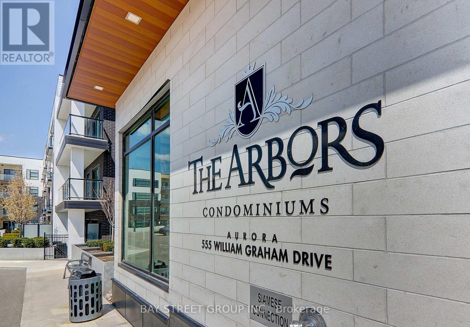 Apartment at 348 - 555 WILLIAM GRAHAM DRIVE, Aurora
