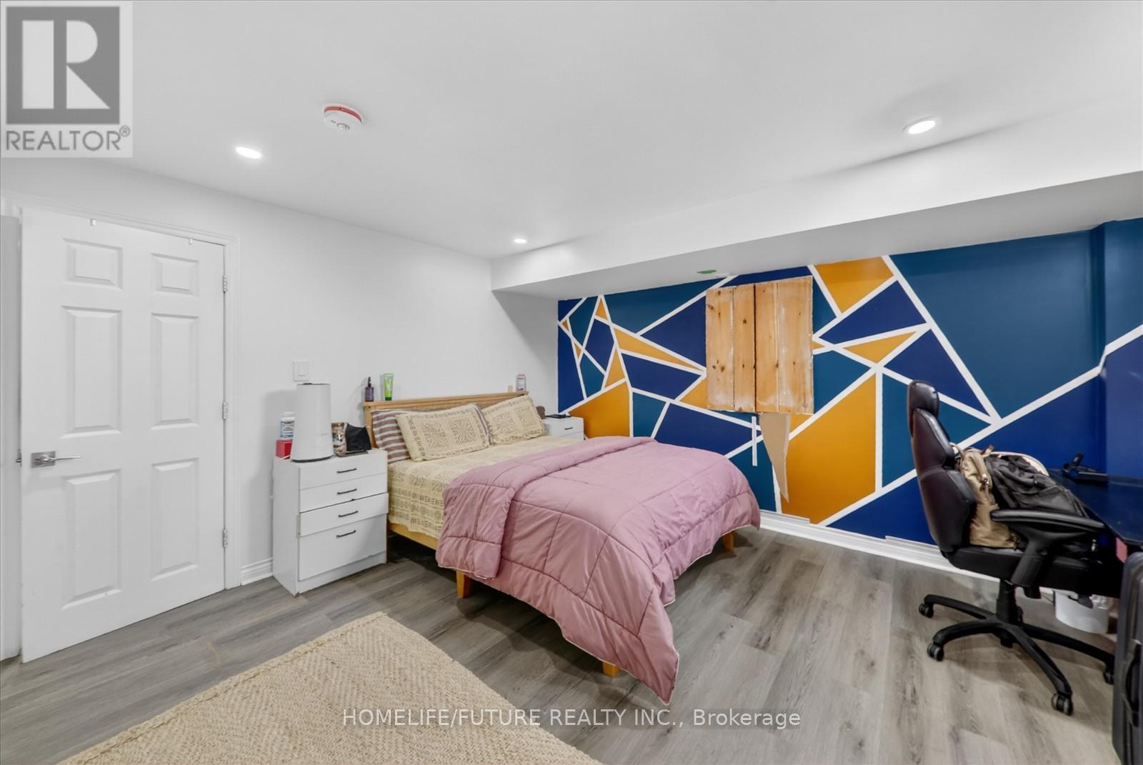 Semi-Detached/Link at 6 RYLER WAY, Markham