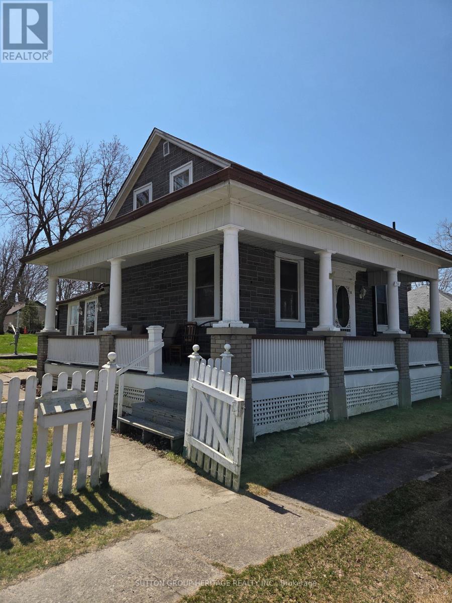Detached at 54 MUNRO STREET, Brock (Cannington)
