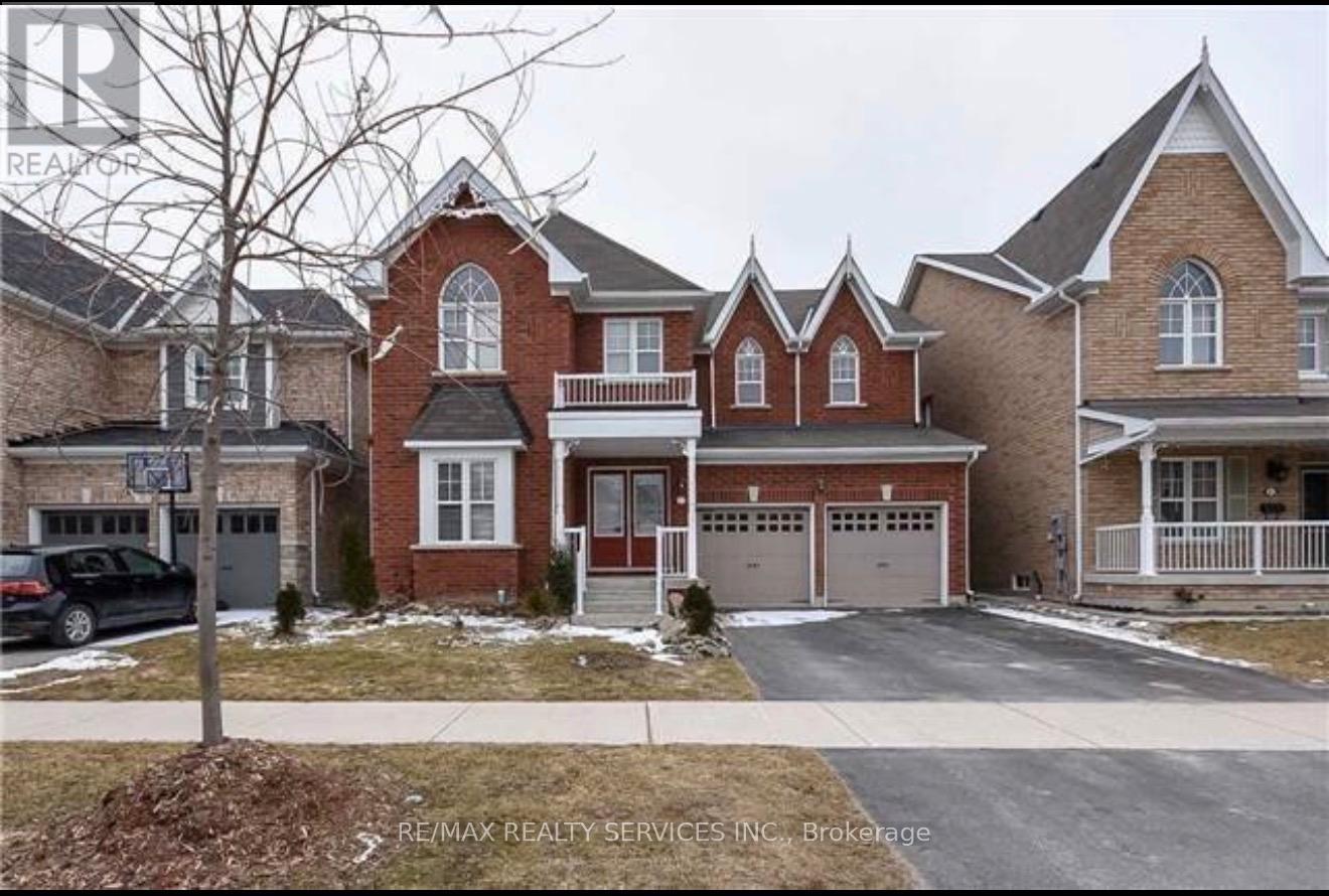 Detached at 30 Swenson St,
