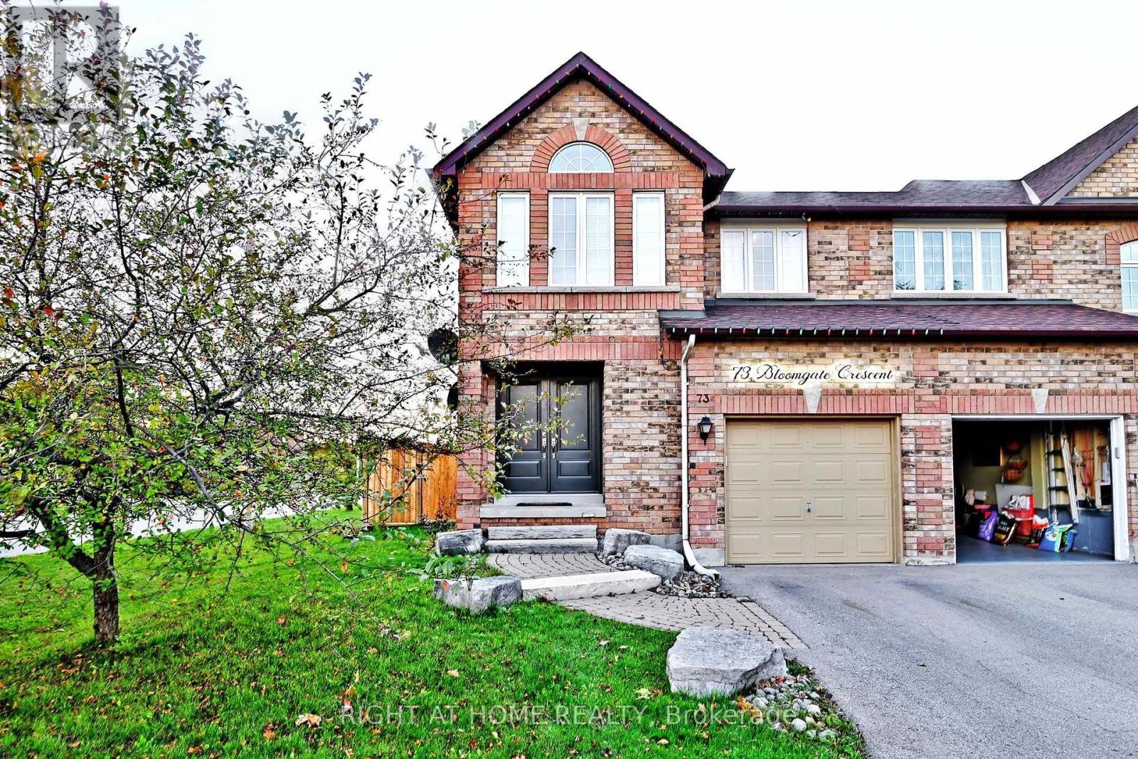 Townhouse at 73 BLOOMGATE CRESCENT, Richmond Hill (Oak Ridges)