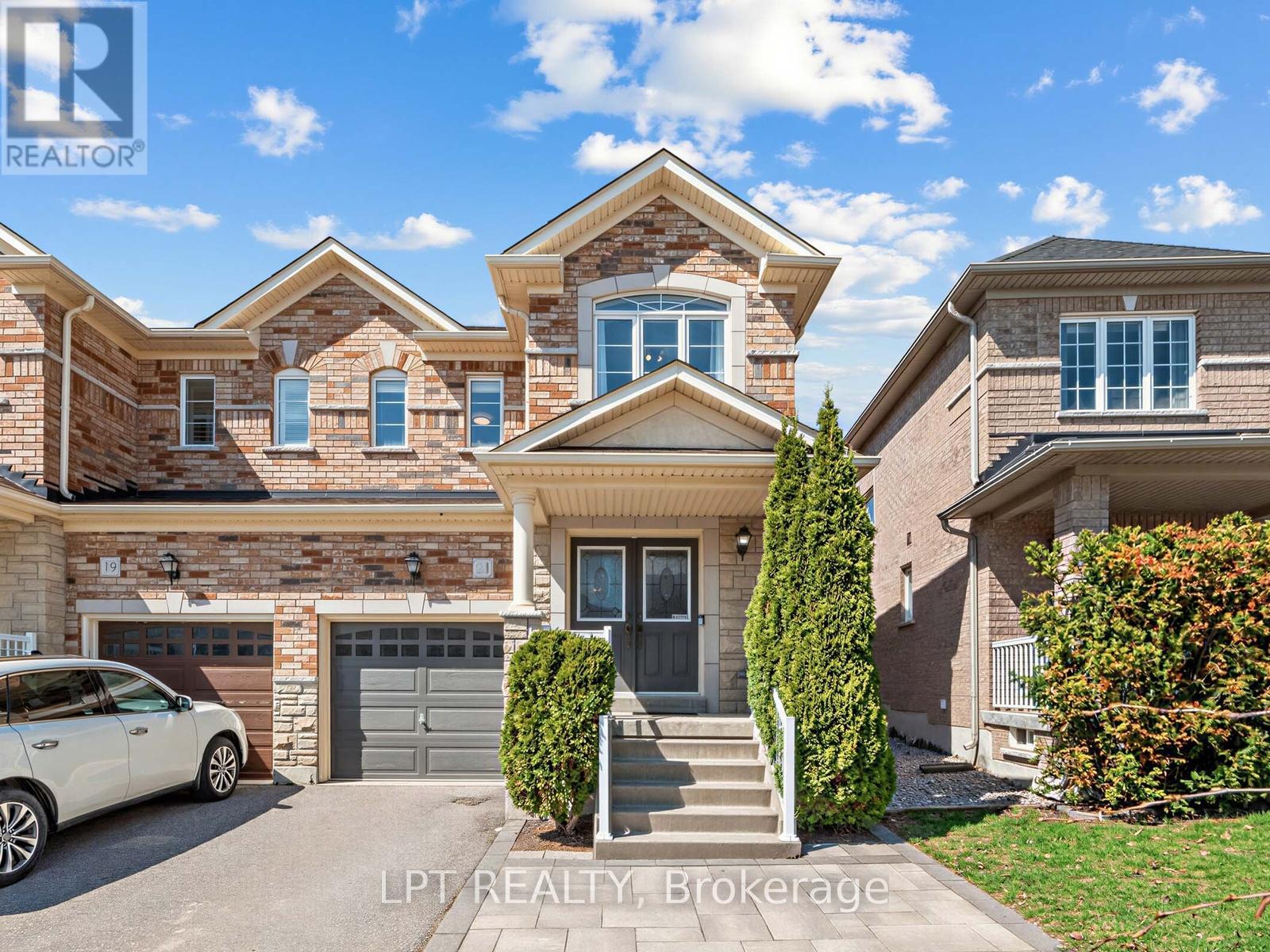 Semi-Detached/Link at 21 AMOS LEHMAN WAY, Whitchurch-Stouffville (Stouffville)