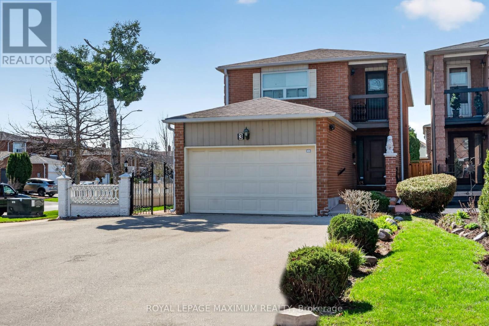 Detached at 3 MUZZO COURT, Vaughan (East Woodbridge)
