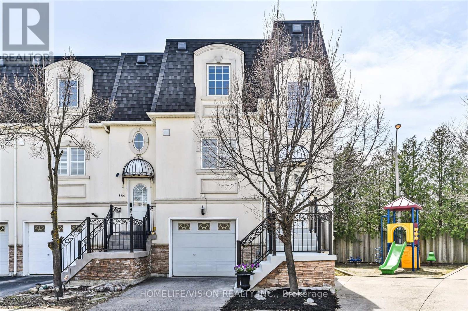 Townhouse at 7 - 215 16TH AVENUE, Richmond Hill (Langstaff)