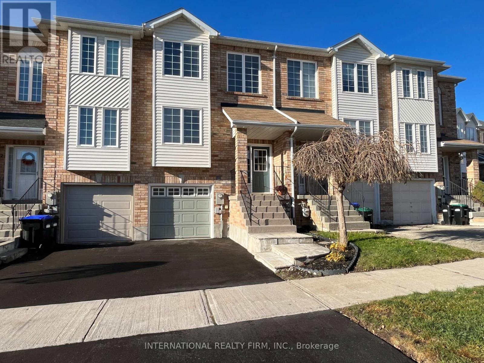 Townhouse at 44 NATALE COURT, Bradford West Gwillimbury (Bradford)