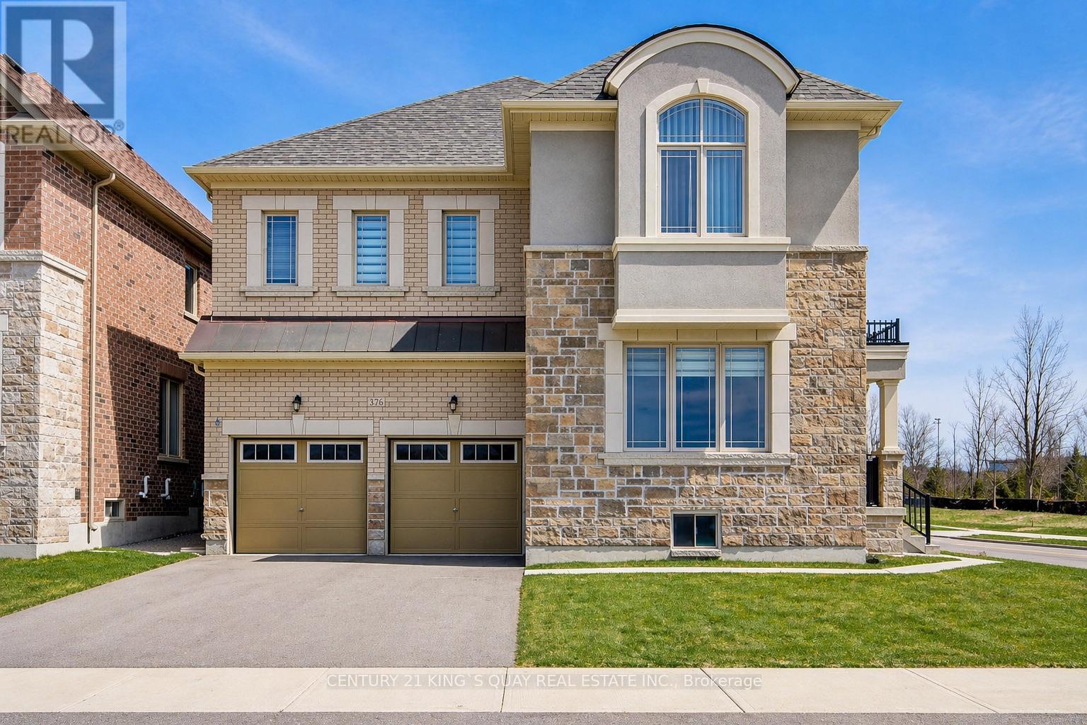 Detached at 376 SEAVIEW HEIGHTS, East Gwillimbury (Queensville)