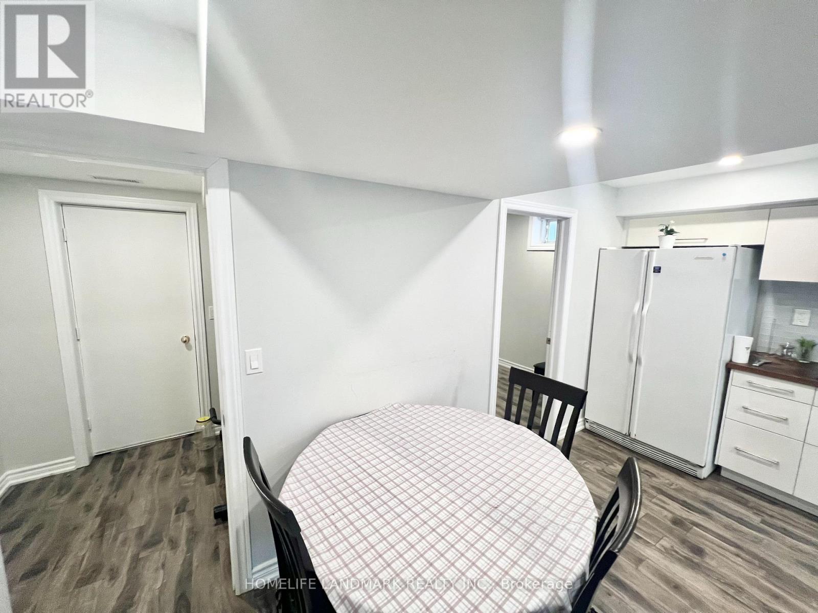 Detached at 18 FOUNTAIN COURT, Richmond Hill