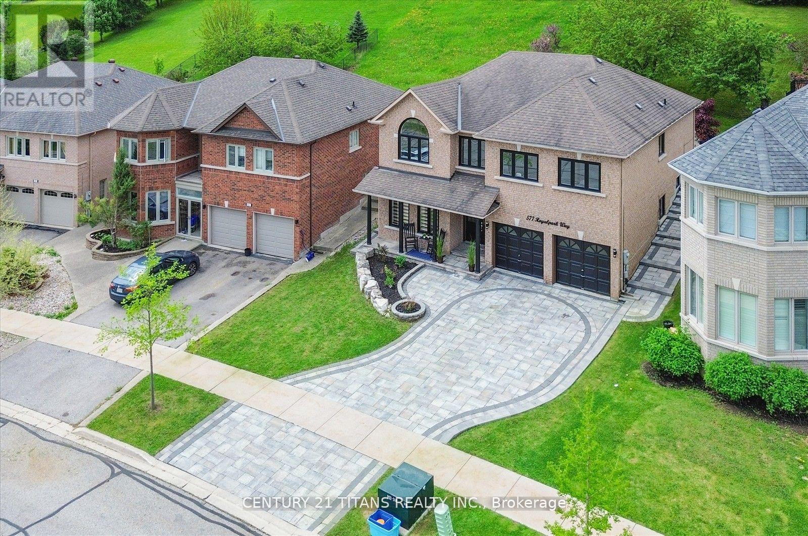Detached at 577 ROYALPARK WAY, Vaughan (Elder Mills)