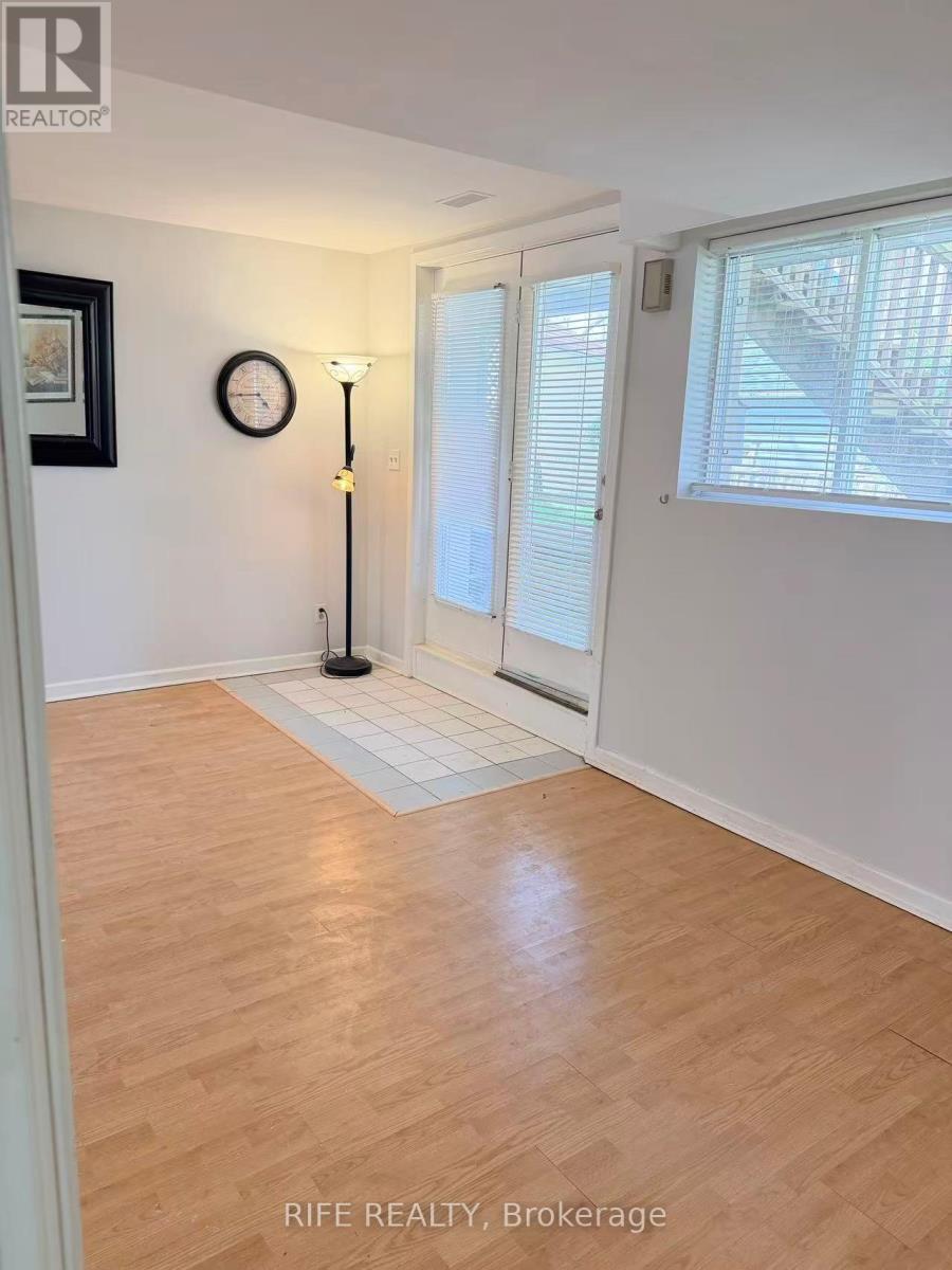 Detached at # BACK UNIT - 395 LORETTA CRESCENT, Whitchurch-Stouffville (Stouffville)