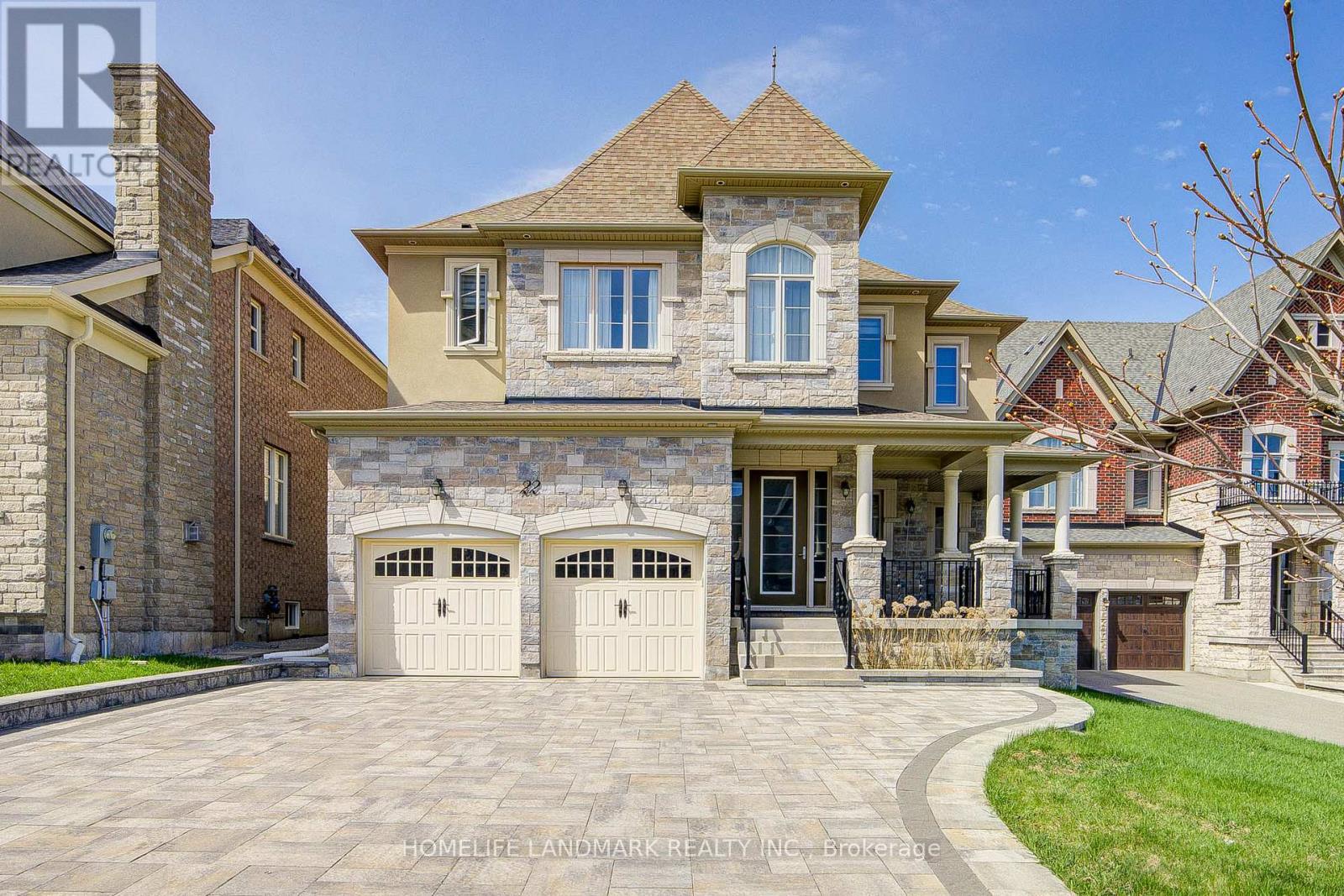 Detached at 22 ASPY COURT, Vaughan (Patterson)