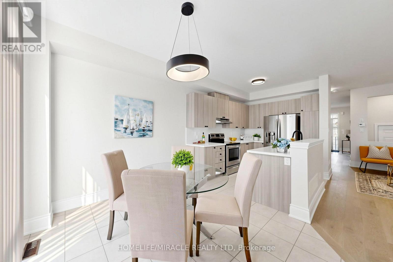Townhouse at 14 GREENWOOD DRIVE, Essa