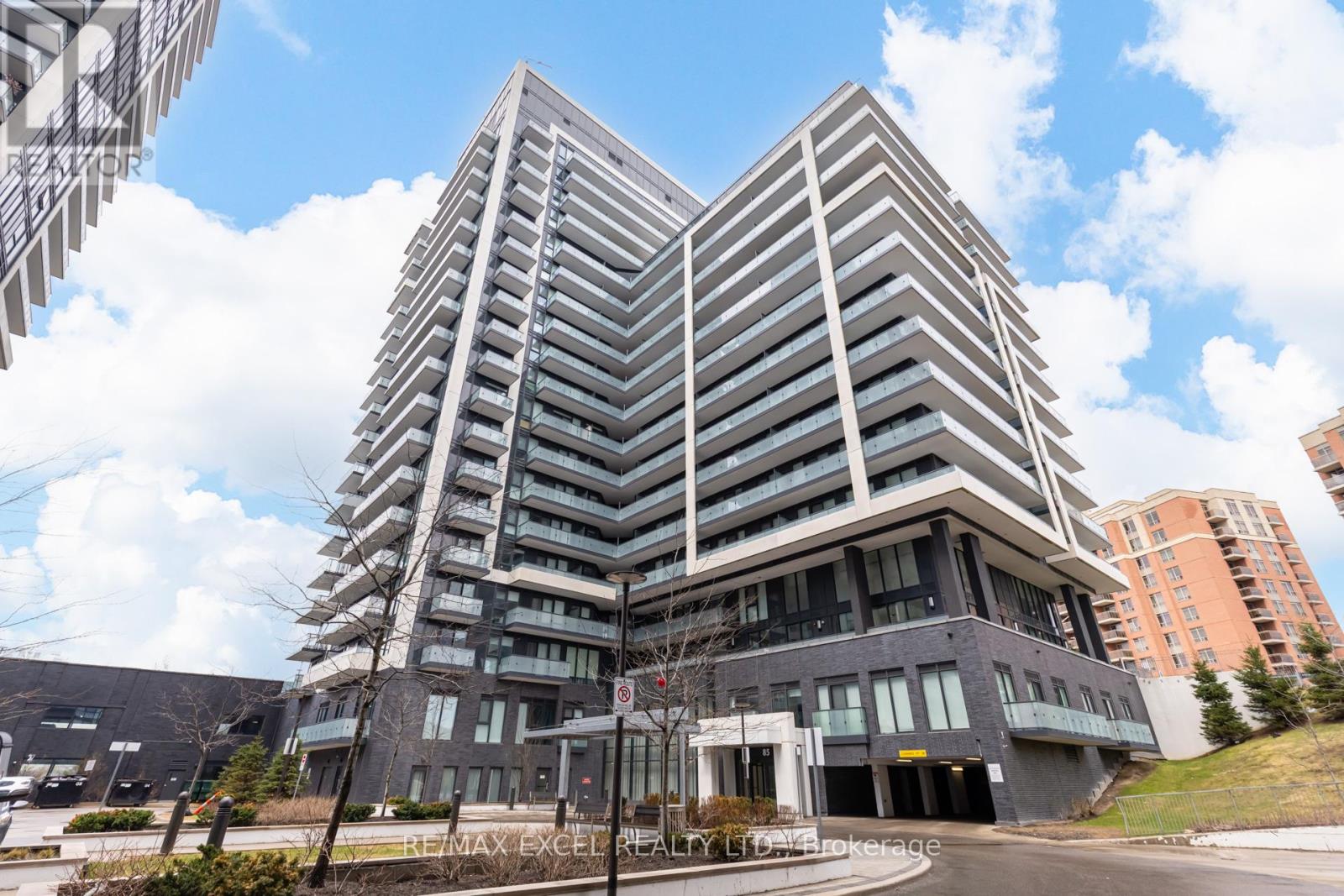 Apartment at 1006 - 85 ONEIDA CRESCENT, Richmond Hill (Langstaff)