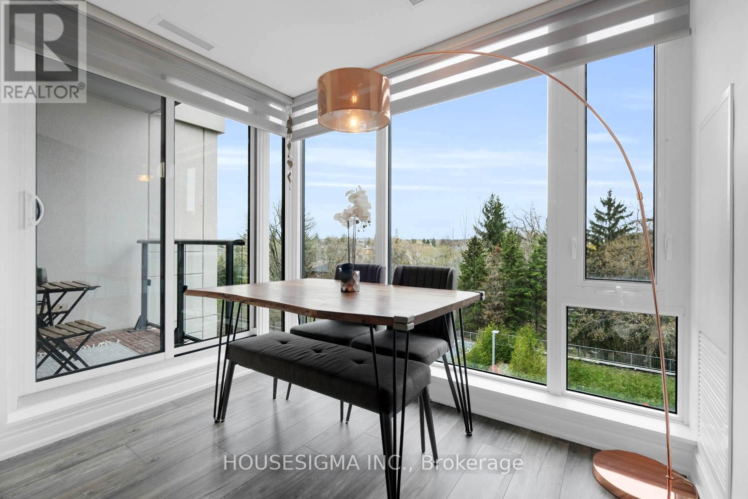 Apartment at 318 - 9618 YONGE STREET, Richmond Hill (North Richvale)