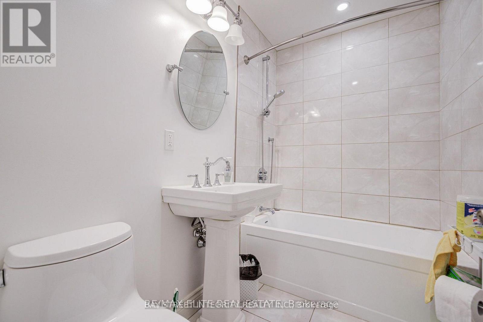 Detached at 4909 HOLBORN ROAD, East Gwillimbury