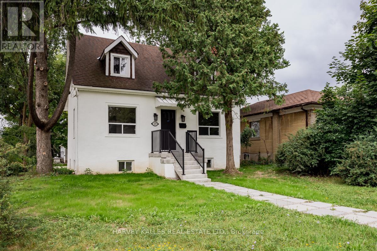 Detached at 129 MAJOR MACKENZIE DRIVE E, Richmond Hill (Crosby)