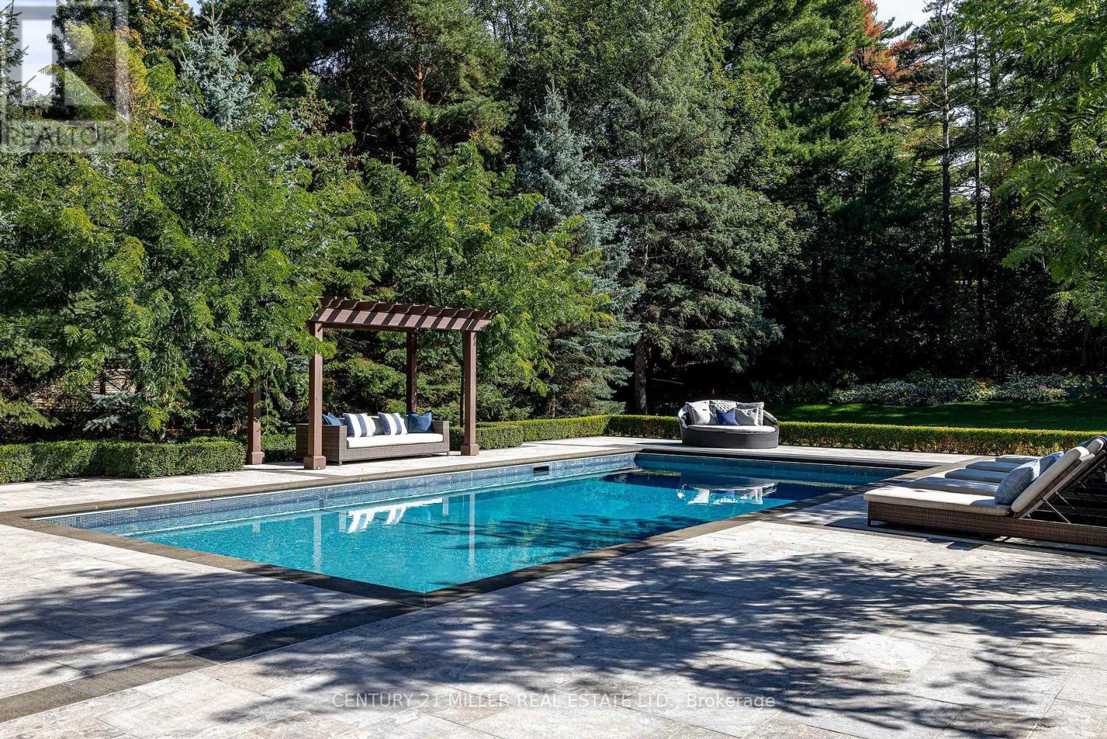 Detached at 121 REBECCA COURT, Vaughan