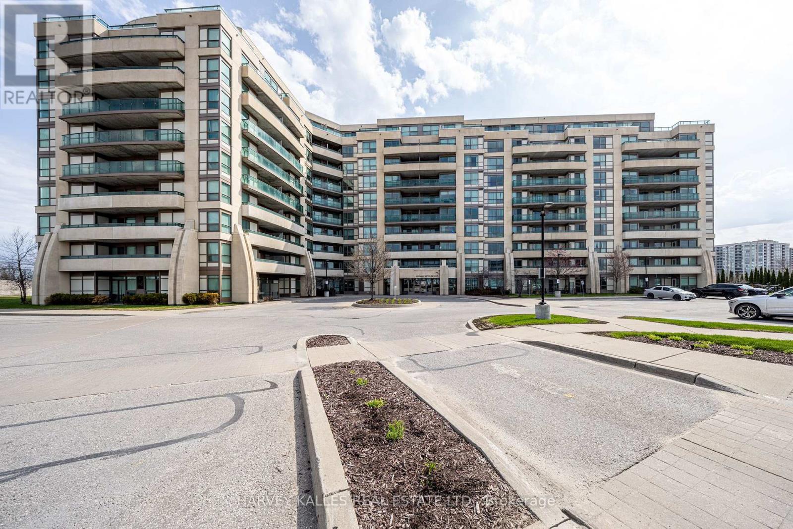 Apartment at 317 - 75 NORMAN BETHUNE AVENUE, Richmond Hill (Beaver Creek Business Park)
