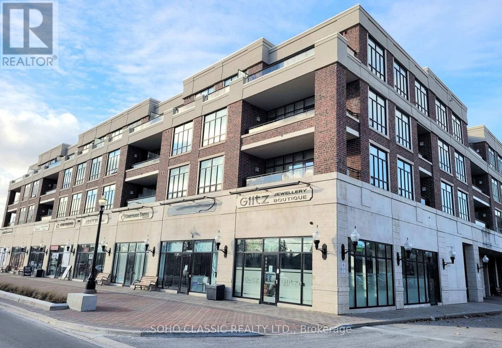 Apartment at 105 - 2396 MAJOR MACKENZIE DRIVE, Vaughan (Maple)