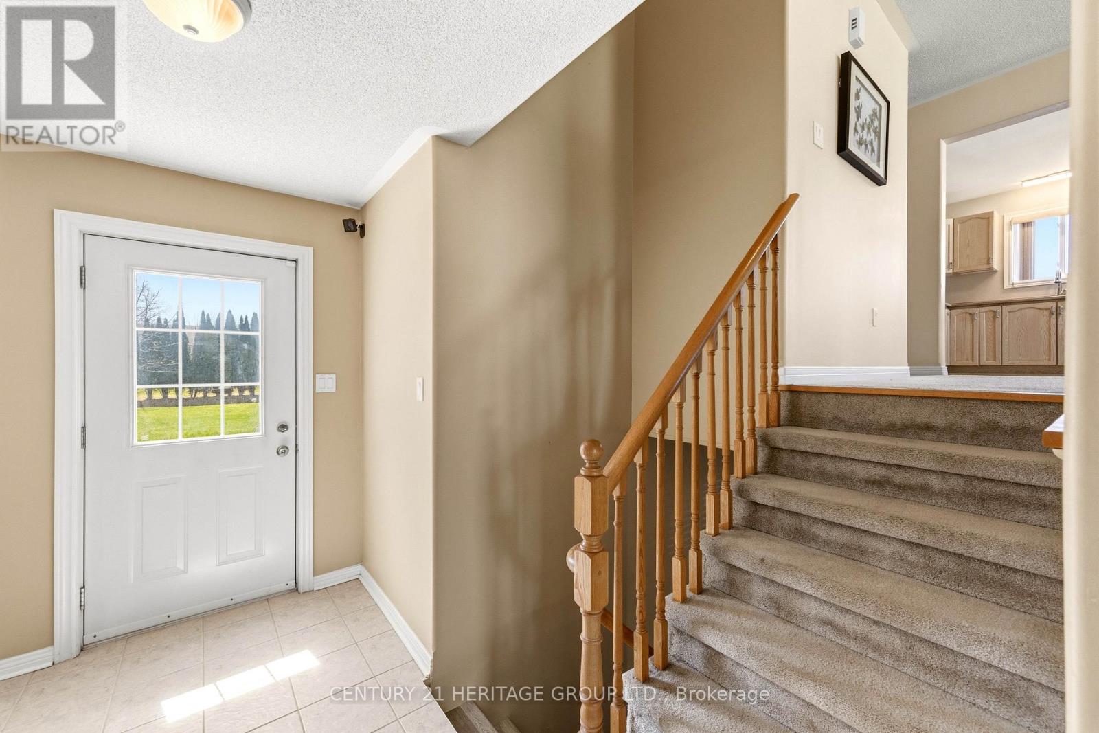 Detached at 27 CREEK DRIVE, Georgina