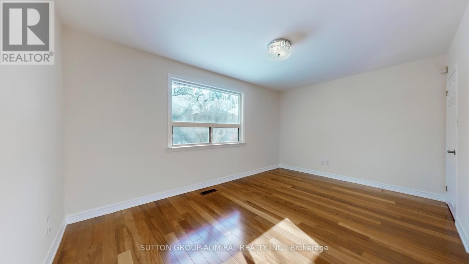 Detached at 129 CRESTWOOD ROAD, Vaughan