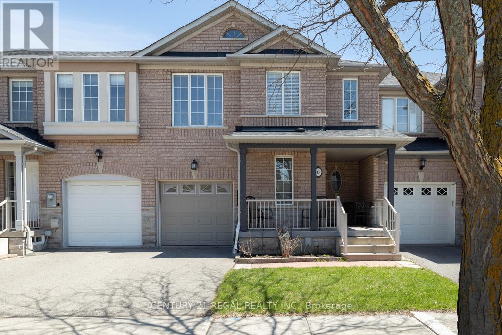 Townhouse at 43 WATERTON CRESCENT, Richmond Hill (Langstaff)