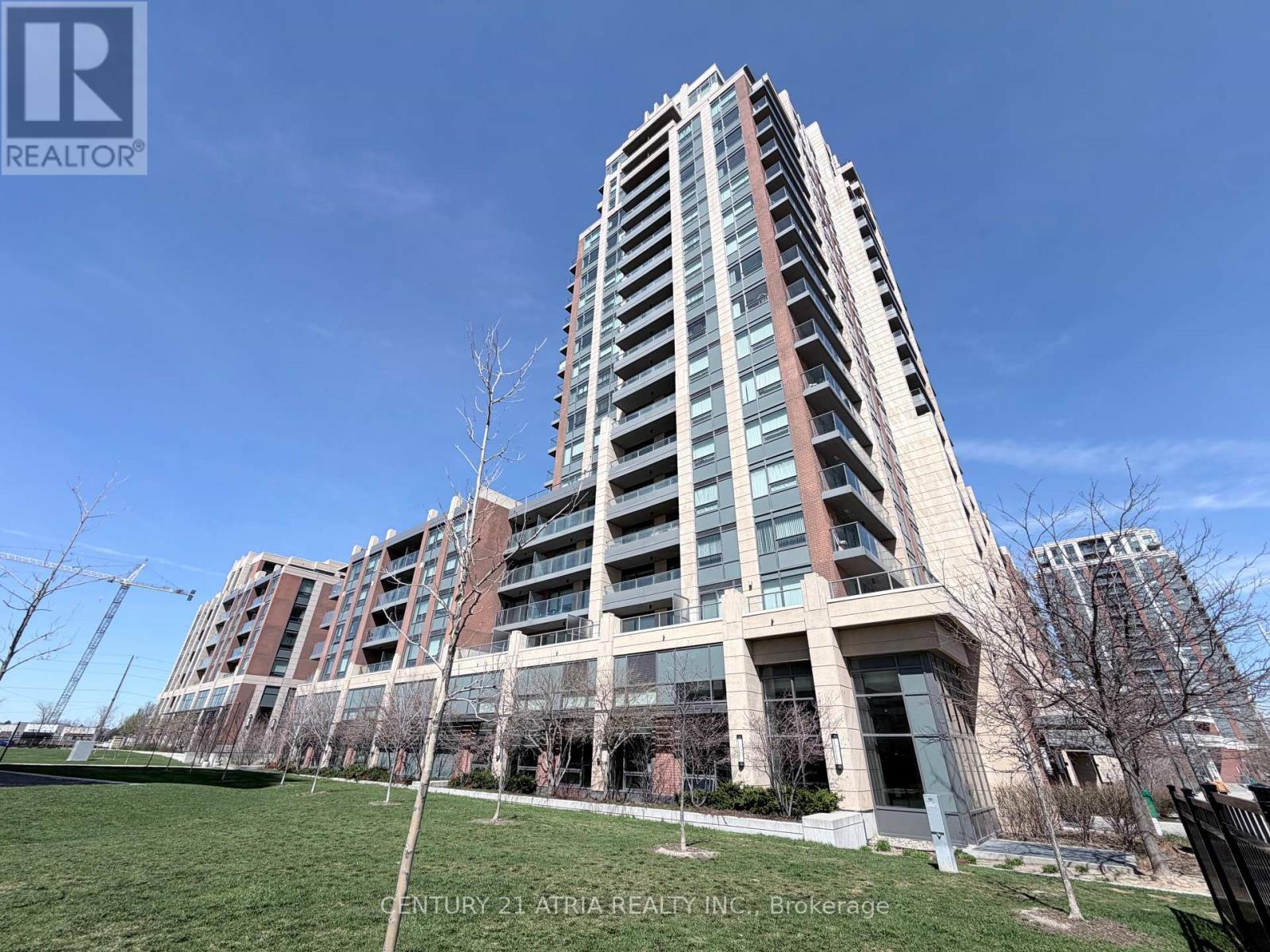 Apartment at 1607 - 18 UPTOWN DRIVE, Markham (Unionville)