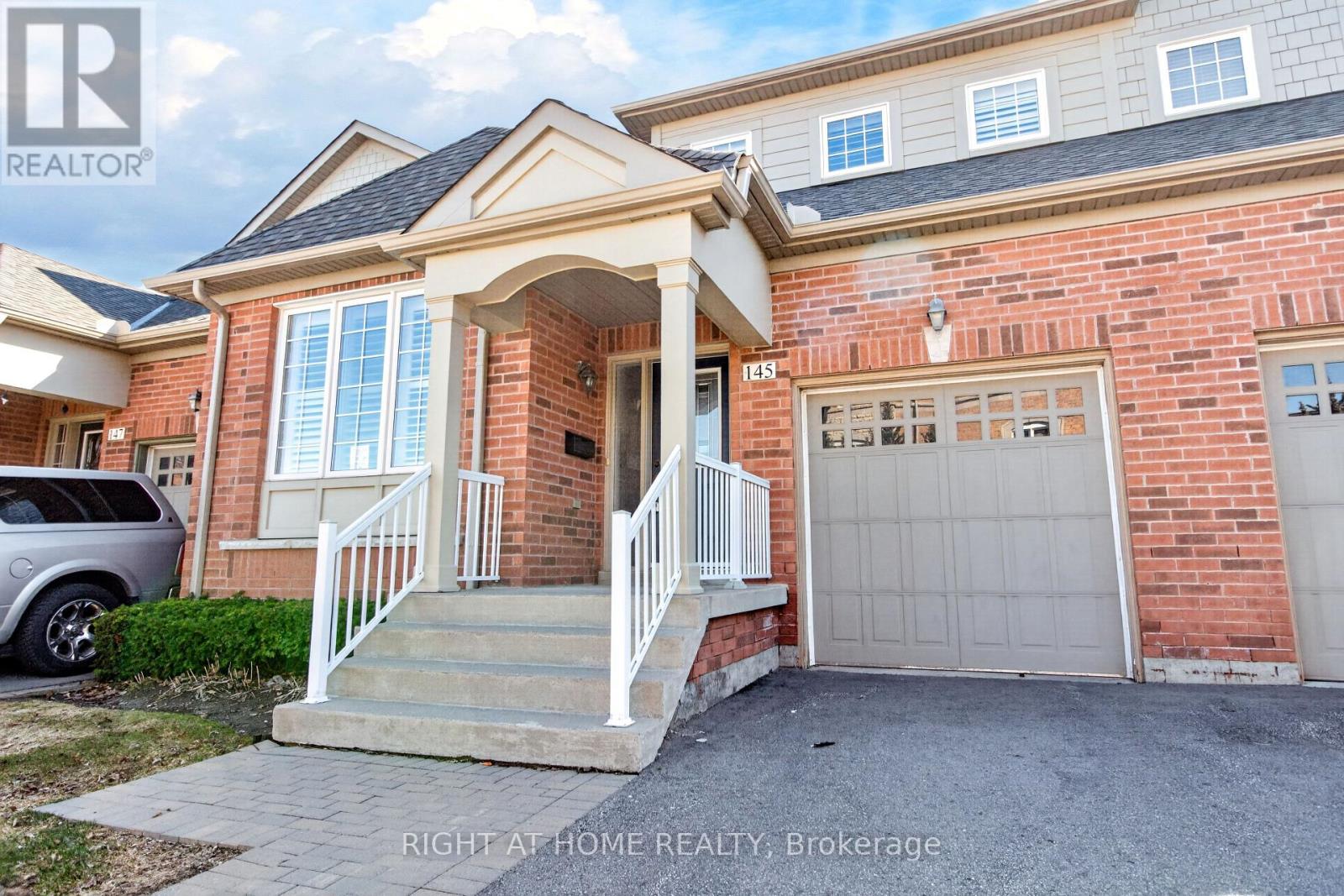 Townhouse at 145 LOUISBOURG WAY, Markham (Greensborough)
