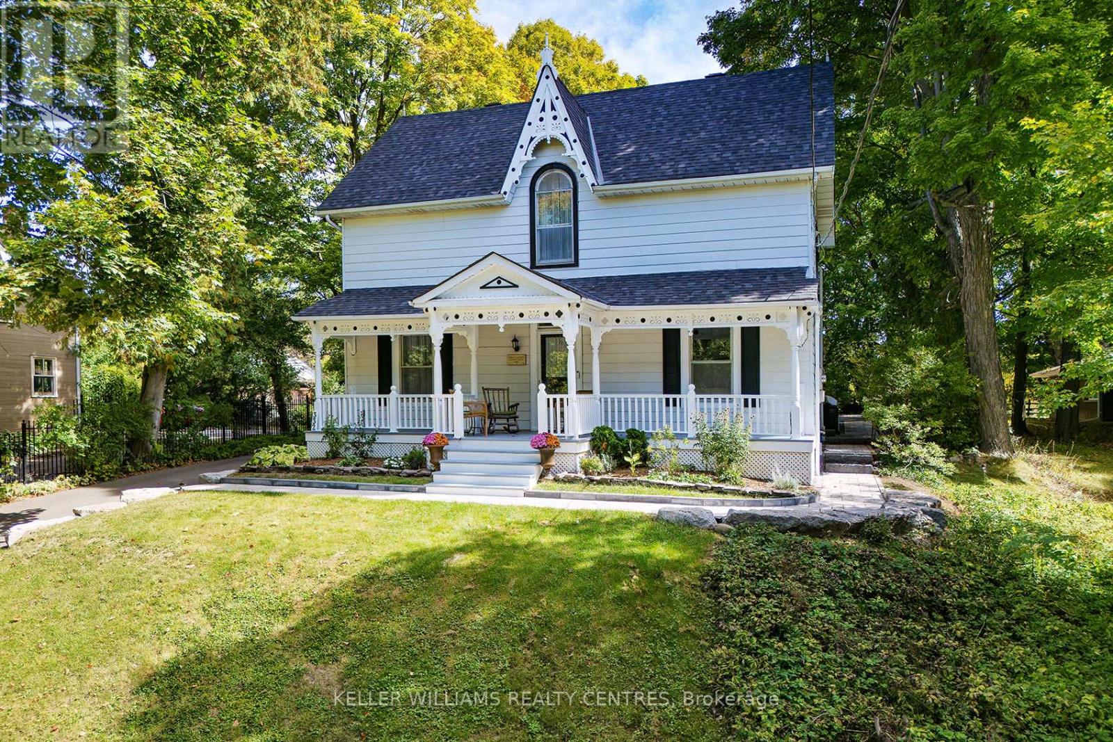 Detached at 332 MAIN STREET, King (Schomberg)