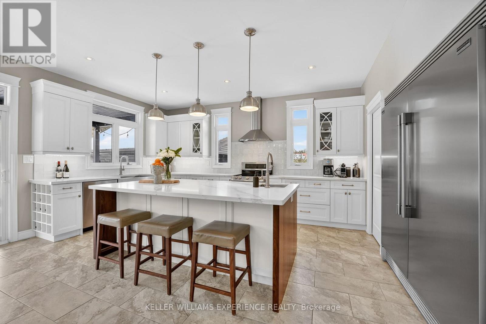 Detached at 7801 5TH LINE, Essa