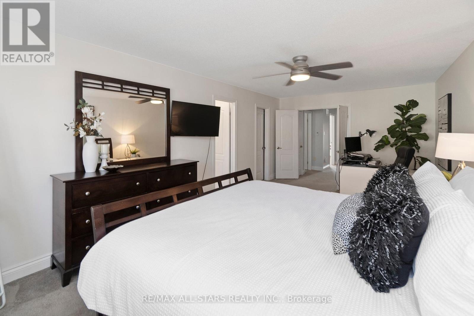 Semi-Detached/Link at 825 JOE PERSECHINI DRIVE, Newmarket