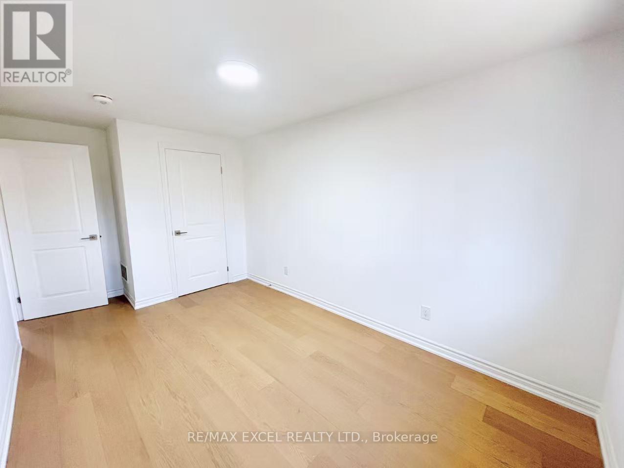 Townhouse at 5 - 11 PLAISANCE ROAD, Richmond Hill