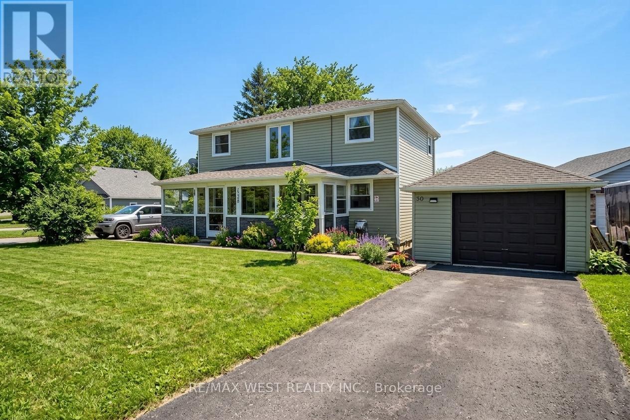 Detached at 30 QUIET HEIGHTS LANE, Georgina (Historic Lakeshore Communities)