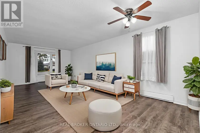 Detached at 8 MAPLE LEAF TERRACE, Innisfil
