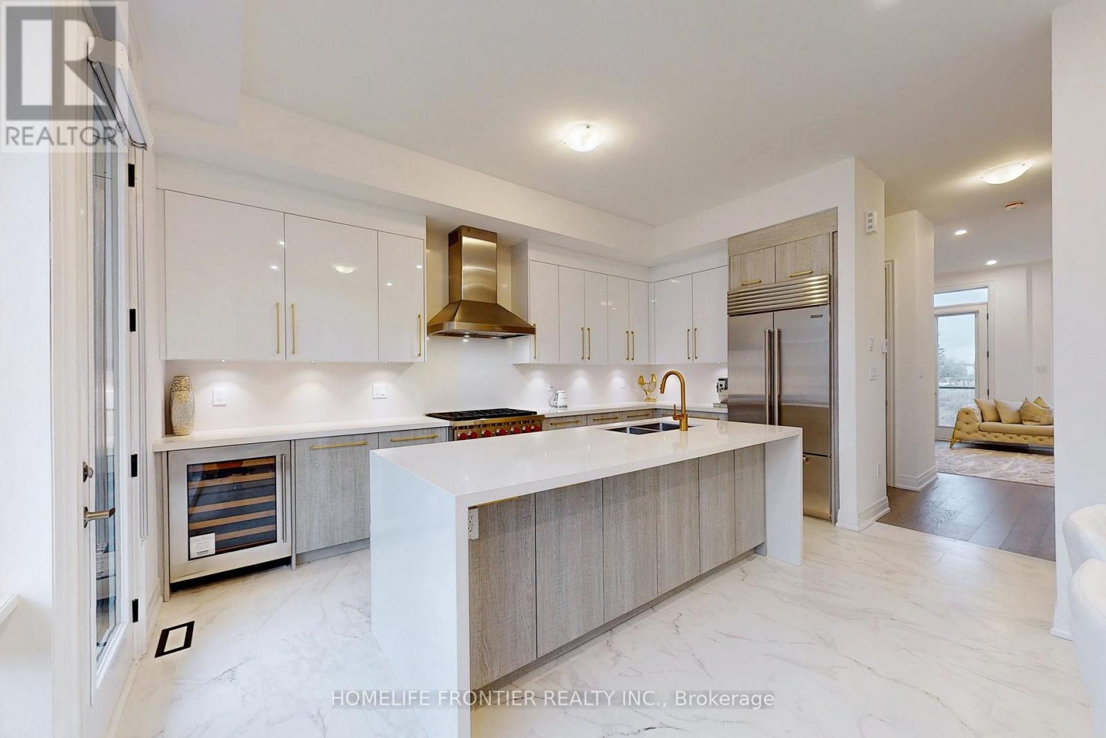 Semi-Detached/Link at 40 CHIARA ROSE LANE, Richmond Hill (Oak Ridges)